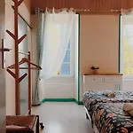 Guest house Logis Des Lauriers Roses Marennes (Charente-Maritime)