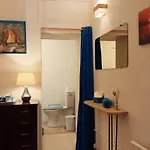 Logis Des Lauriers Roses Guest house 3*