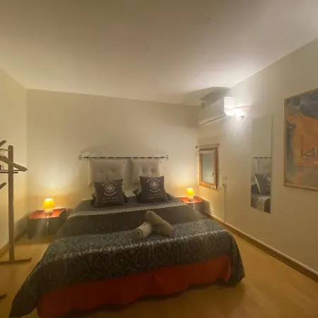 Logis Des Lauriers Roses Guest house Marennes (Charente-Maritime)